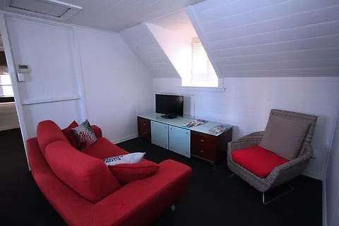 One Thornbury Bed & Breakfast Brisbane