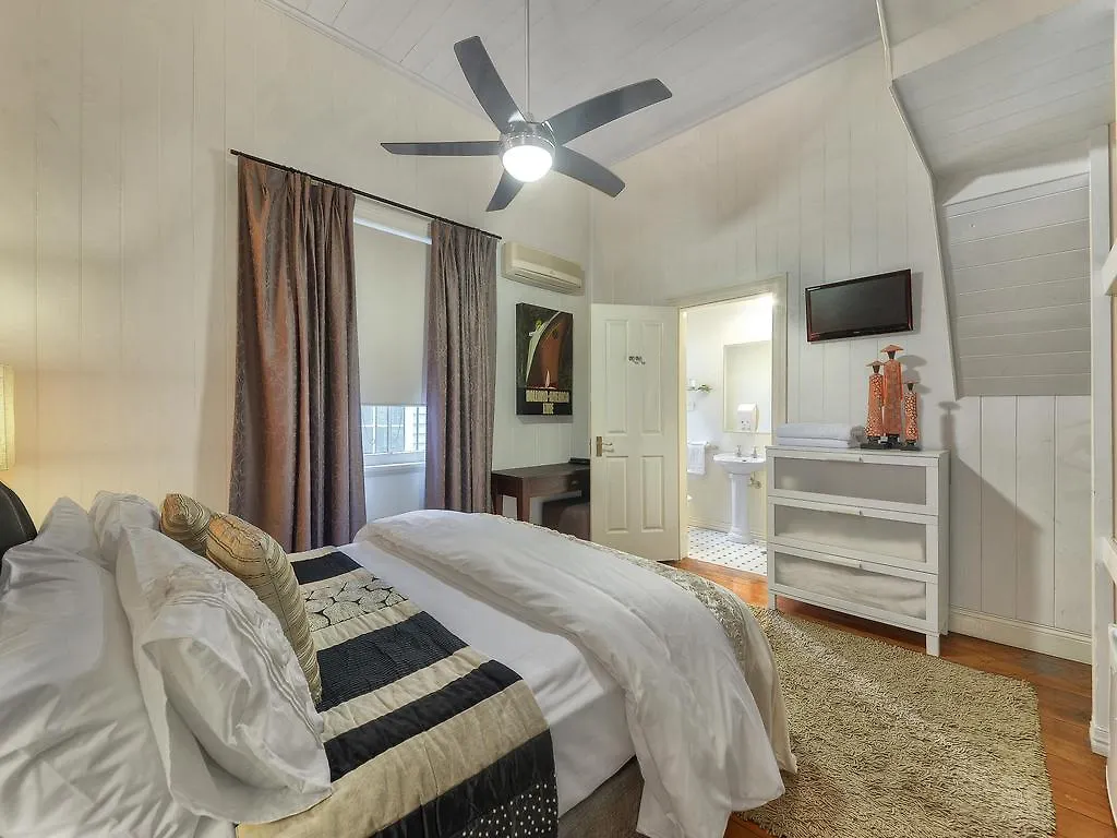 ****  One Thornbury Bed & Breakfast Brisbane Australia