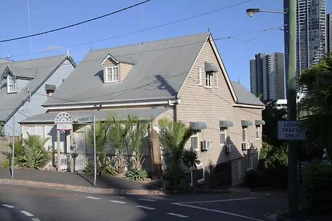 One Thornbury Bed & Breakfast Brisbane