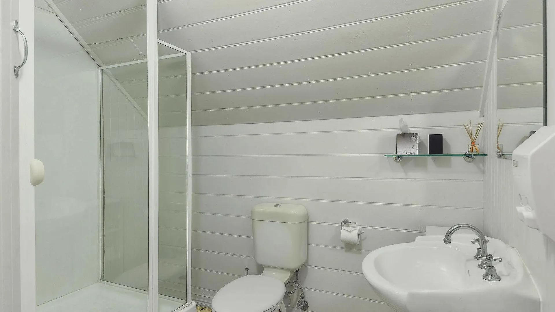 One Thornbury Bed & Breakfast Brisbane