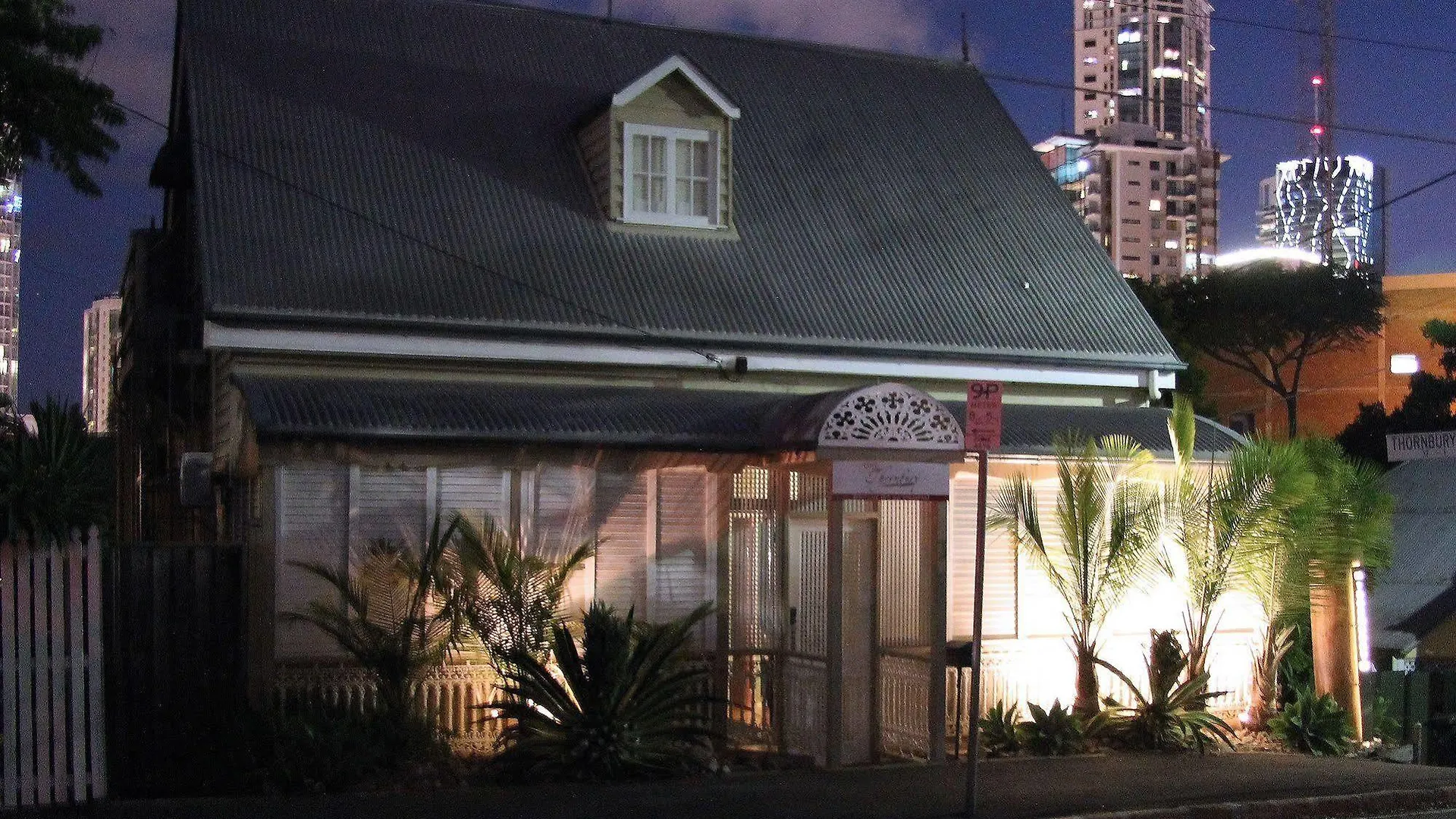 One Thornbury Bed & Breakfast Brisbane