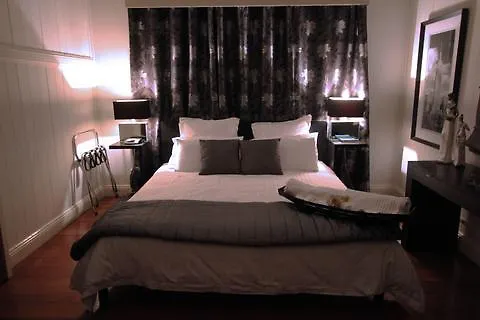 One Thornbury Bed & Breakfast Brisbane 4*,  Australia